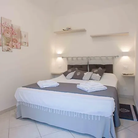 Le 3b - Finalborgo Apartment
